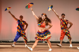 O grupo Oré Anacã é um dos primeiros a subir no palco na programação de shows noturnos (Foto: Divulgação) Imagem: O grupo Oré Anacã é um dos primeiros a subir no palco na programação de shows noturnos (Foto: Divulgação)